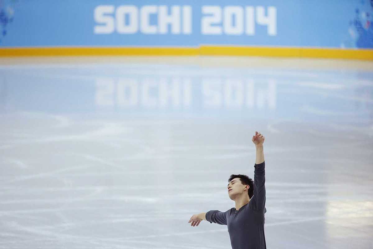 Patrick Chan of Canada skates during a figure skating training фото (photo)