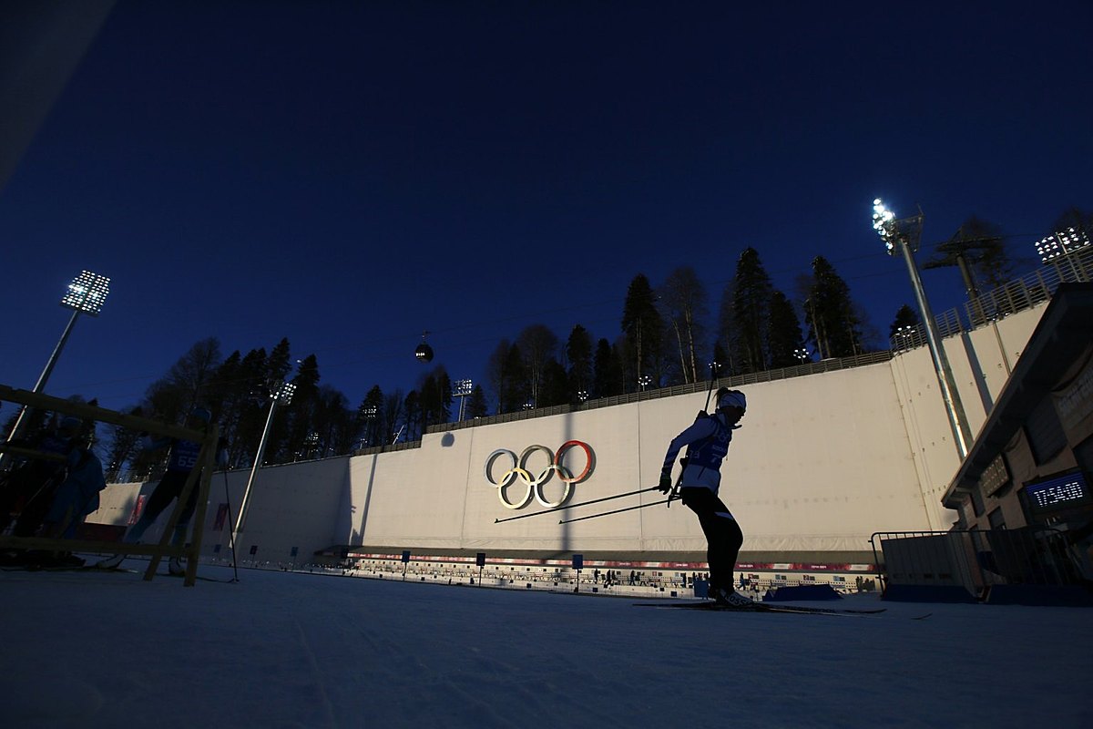Dorin Habert of France takes part in a biathlon training session фото (photo)