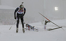 Биатлон Norway's Emil Hegle Svendsen, left, outsprints France& фото (photo)