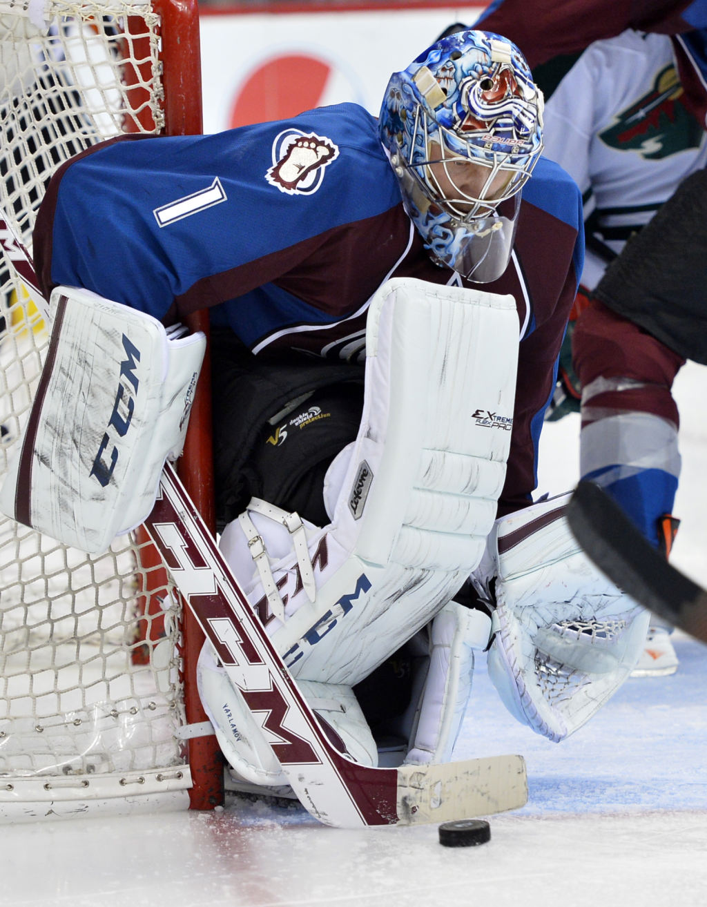 Хоккей в России: Colorado Avalanche goalie Semyon Varlamov (1 фото (photo)
