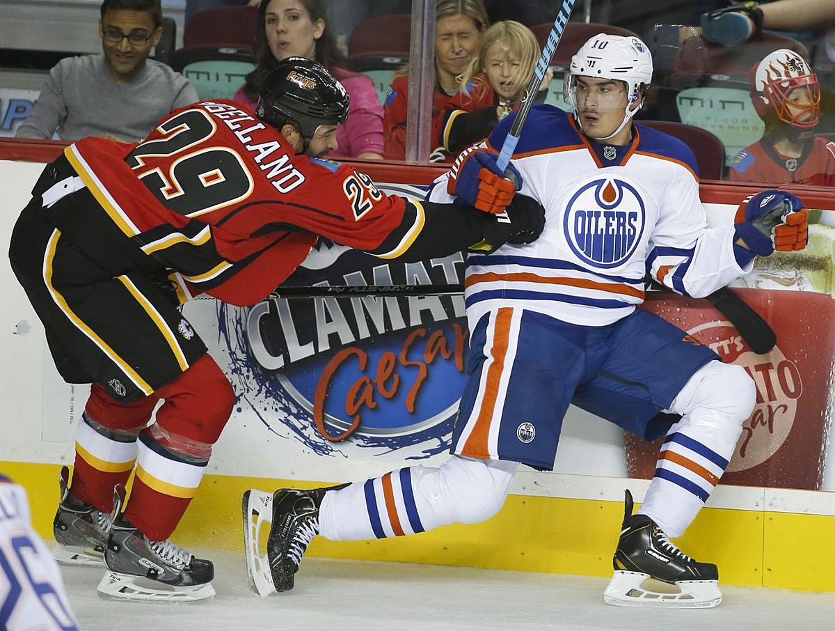 Хоккей в России: Edmonton Oilers' Nail Yakupov, right, from фото (photo)