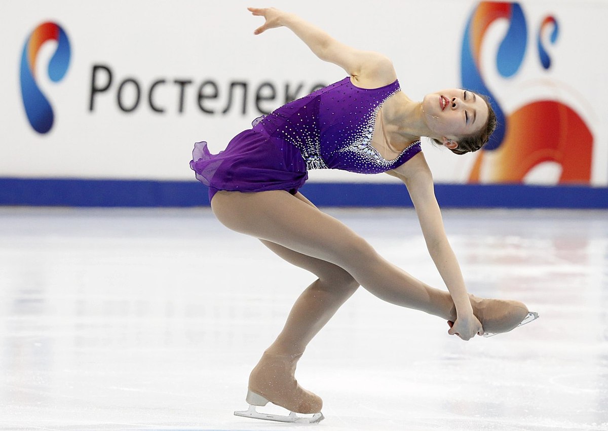 South Korea's Park So-youn performs during the ladies short фото (photo)