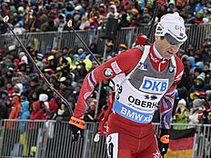 Биатлон Ole Einar Bjoerndalen of Norway skis during the men's 15 фото (photo)