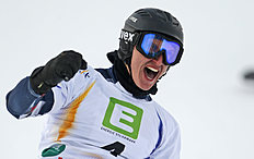 Cноуборд Snowboard (сноуборд): Russia's Andrey Sobolev celebrates фото (photo)