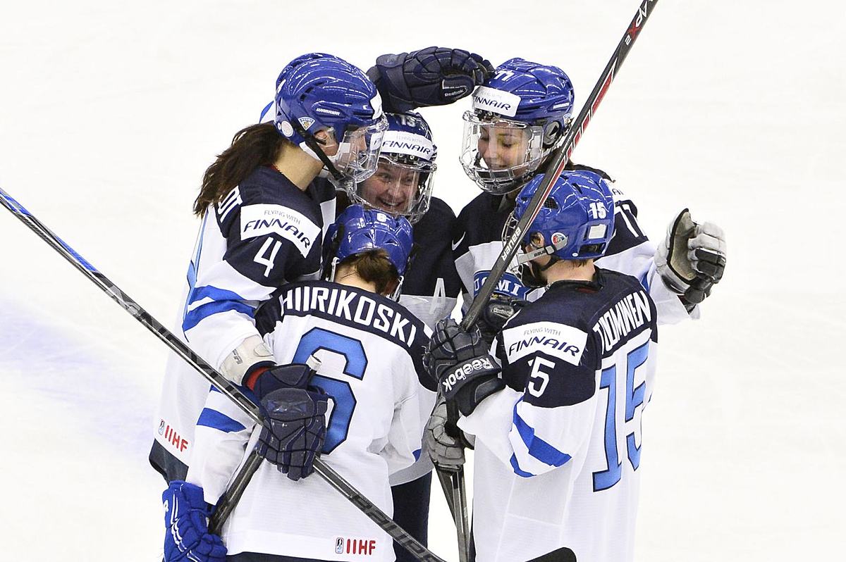 Хоккей в России: US beats Russia 9-2 in women's world hockey