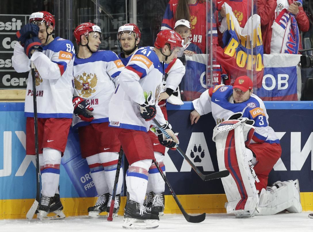 Хоккей в России: Russia faces punishment for snubbing Canada anthem