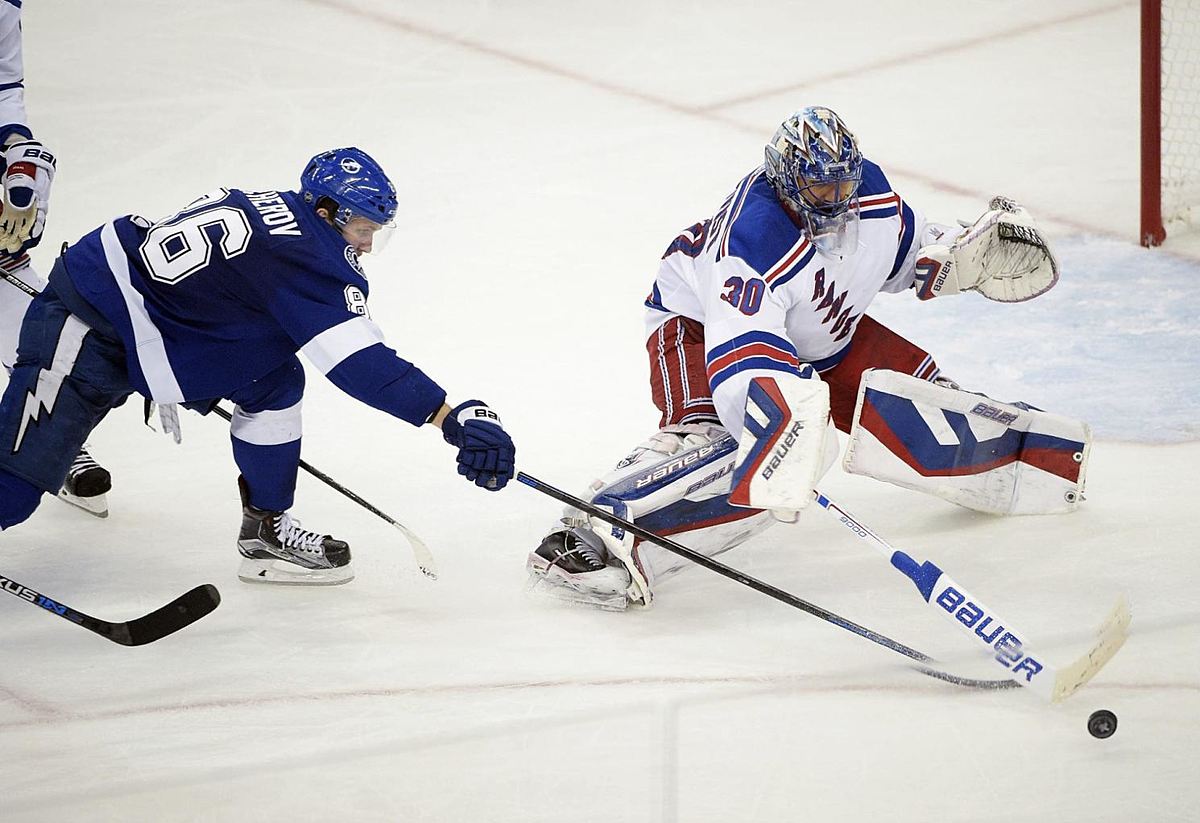 Хоккей в России: New York Rangers goalie Henrik Lundqvist (30 фото (photo)