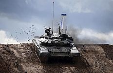 Биатлон Moscow (Russian Federation), 01/08/2015.- The tank of Angolan фото (photo) Танковый биатлон
