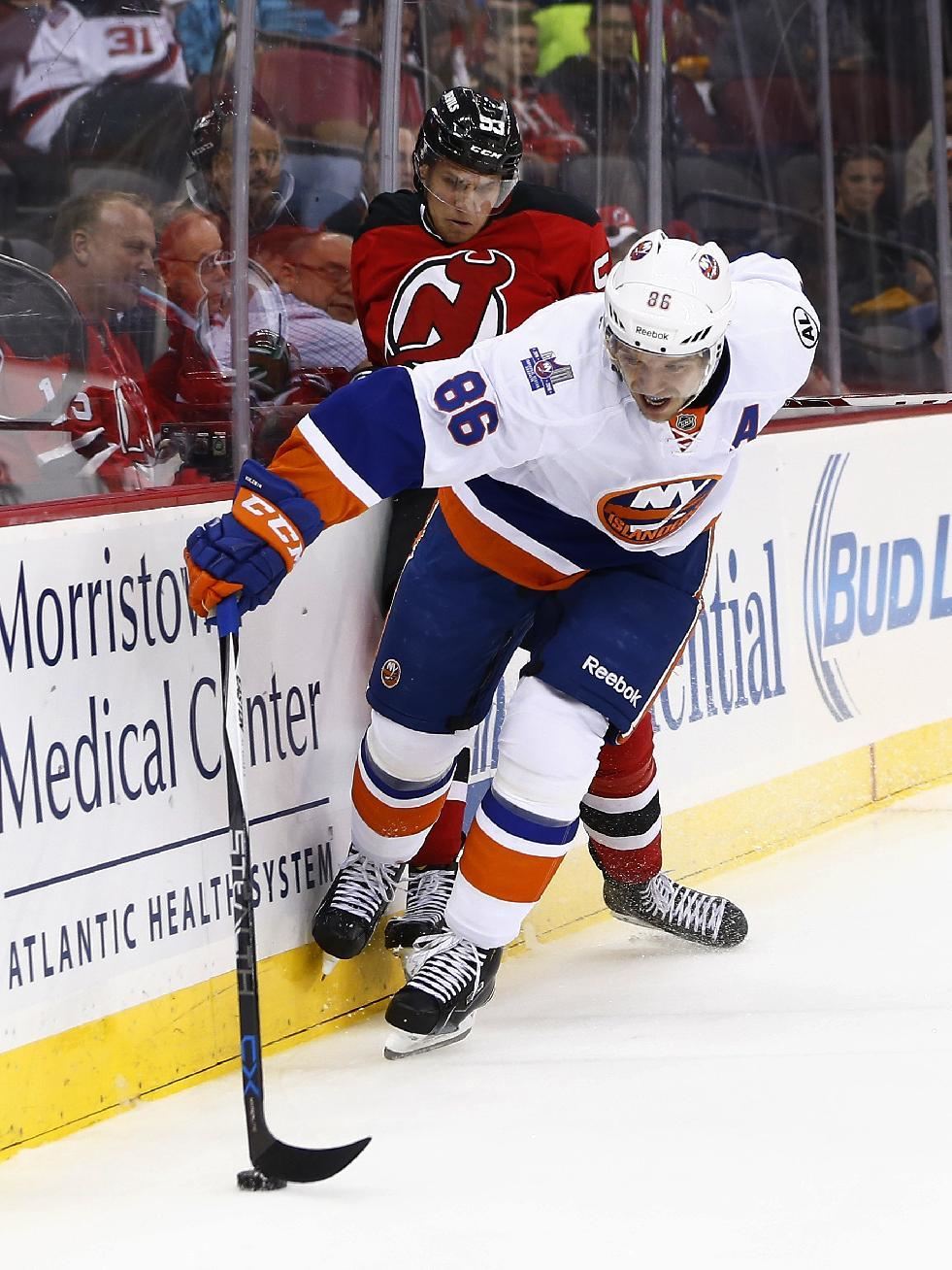 Хоккей в России: New York Islanders left winger Nikolay Kulemin фото (photo)
