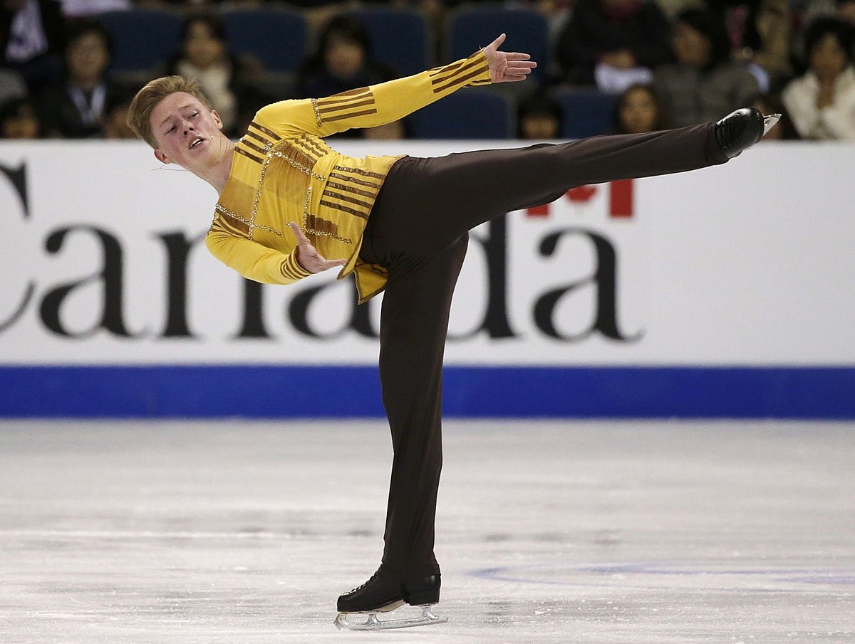 Alexander Petrov of Russia performs during the Men's Short фото (photo)