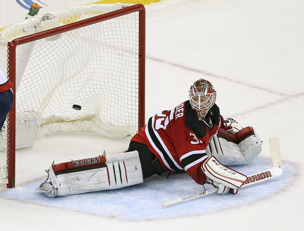 Хоккей в России: New Jersey Devils goalie Cory Schneider (35 фото (photo)