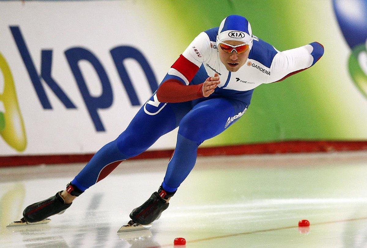 Russia's Pavel Kulizhnikov skates during the men's фото (photo)
