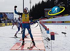 Биатлон Mass start and 14th win of the season for Martin Fourcade; clean shooting brings him across the finish line in 37:32.2. Second with a career best first podium Andrejs Rastorgujevs, with two penalties, 17.4 seconds back and third to Simon Eder, with one pe