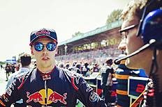 Формула-1 Даниил Квят сделал новую публикацию в соц.сети Инстаграм