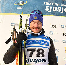 Биатлон Антон Бабиков победитель гонки на этапе Кубка IBU