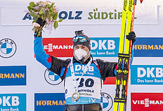 Биатлон Антон Бабиков — победитель индивидуальной гонки на 7 этапе КМ