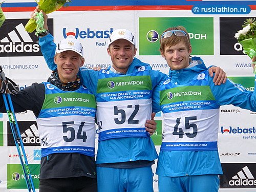 Антон Бабиков победил в индивидуальной гонке на чемпионате России по летнему биатлону-2014 в Чайковском