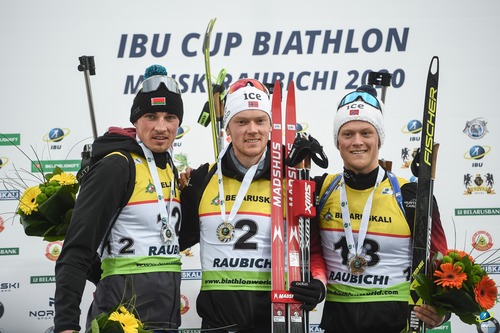 Сиверт Гутторм Баккен одержал победу в первом спринте 8 этапа Кубка IBU в Раубичах. Василий Томшин — седьмой