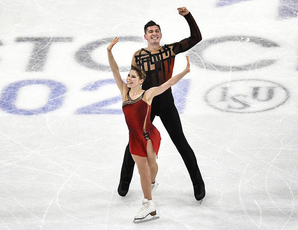 Анастасия Мишина и Александр Галлямов завоевали золото ЧМ-2021 в Швеции