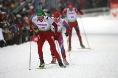 OBERHOF, GERMANY - JANUARY 09: Simon Eder of Austria leads a group of athletes during the men's sprint in the e.on Ruhrgas IBU Biathlon World Cup on January 09, 2010 in Oberhof, Germany.