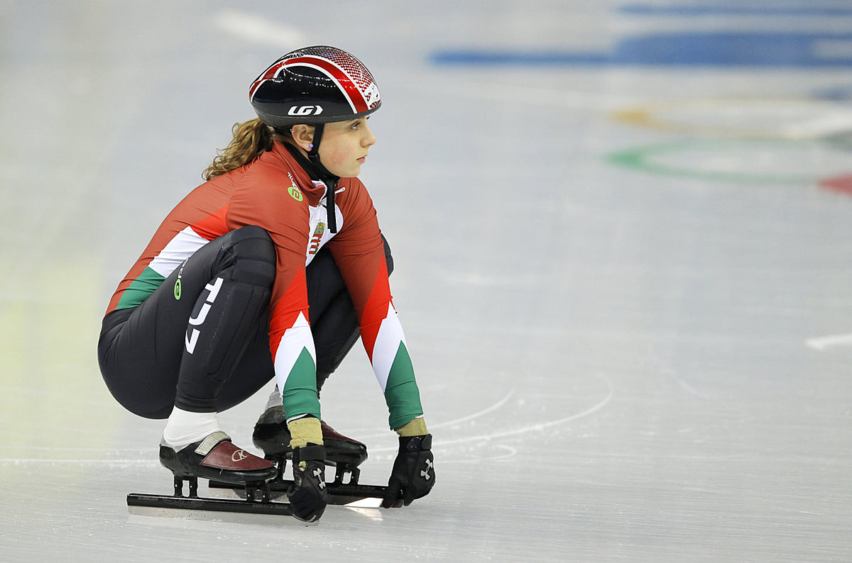 Zsofia Konya of Hungary attends a short track speedskating practice фото (photo)