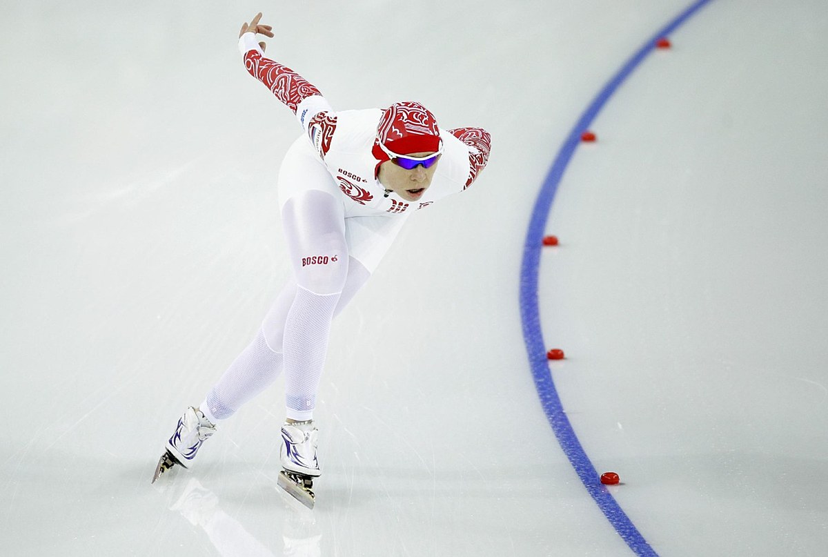 Russia's Yuliya Skokova competes in the women's 3,000 фото (photo)