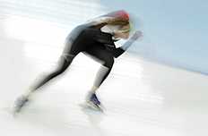 Конькобежный спорт Canada's Christine Nesbitt practices at the Adler Arena фото (photo)