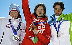 Биатлон Women's biathlon 10K pursuit medalists, from left, Norway фото (photo)