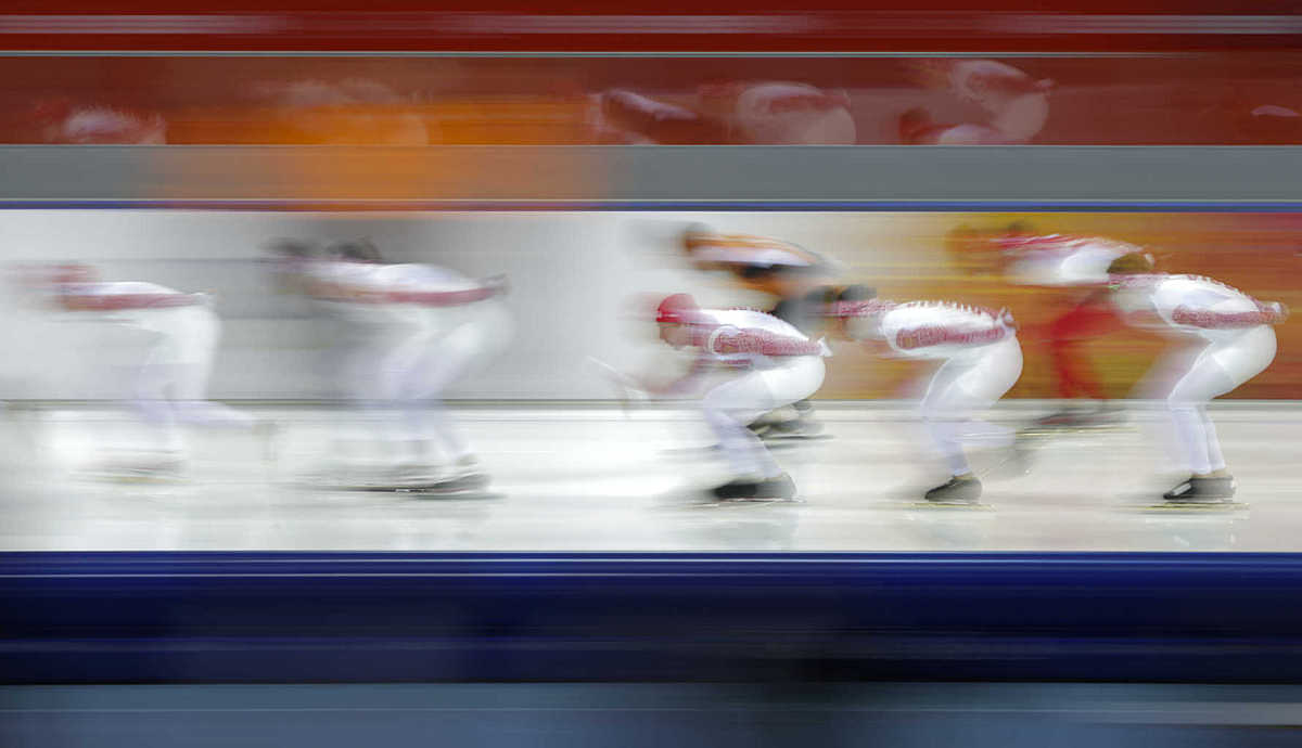 Speedskaters train at the Adler Arena Skating Center at the 2014 фото (photo)