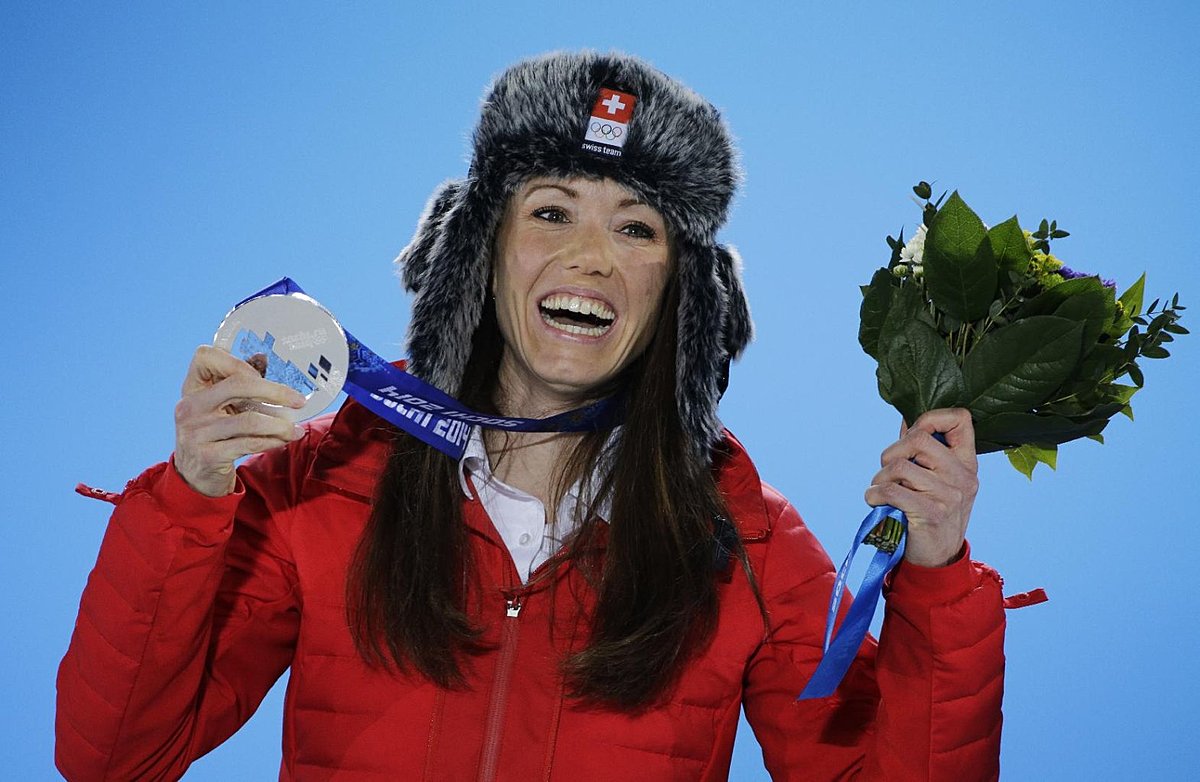 Черноусов лыжник. Селина Гаспарин биатлонистка. Швейцарская биатлонистка Селина Гаспарин.