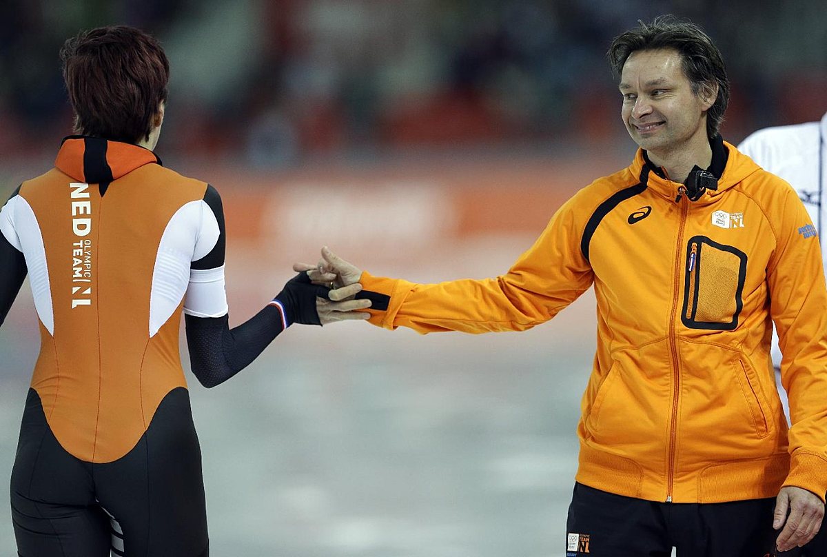Gold medallist Jorien ter Mors of the Netherlands is congratulated фото (photo)