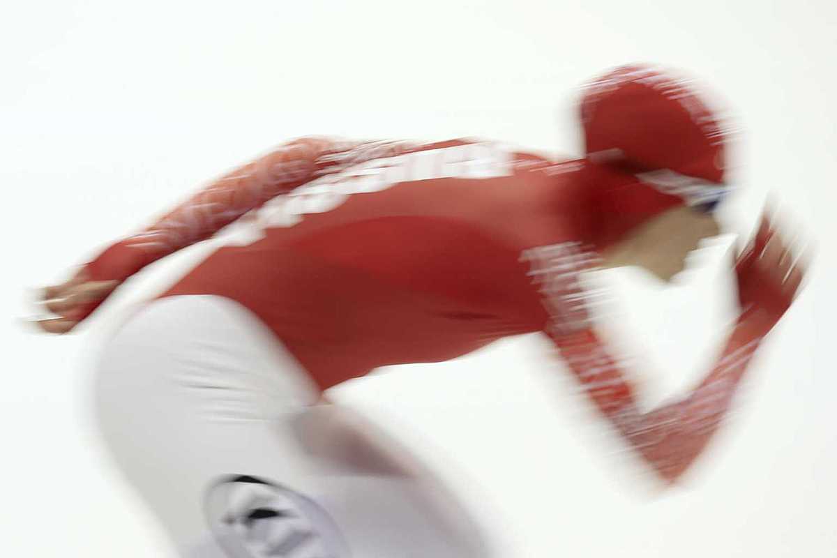 Russia's Olga Graf competes during the women's 3000-meter фото (photo)