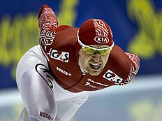 Конькобежный спорт Denis Yuskov of Russia skates during the men's 1500 meters фото (photo)