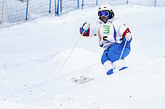 Cноуборд Snowboard (сноуборд): Russia's Alexandr Smishlyaev competes фото (photo)