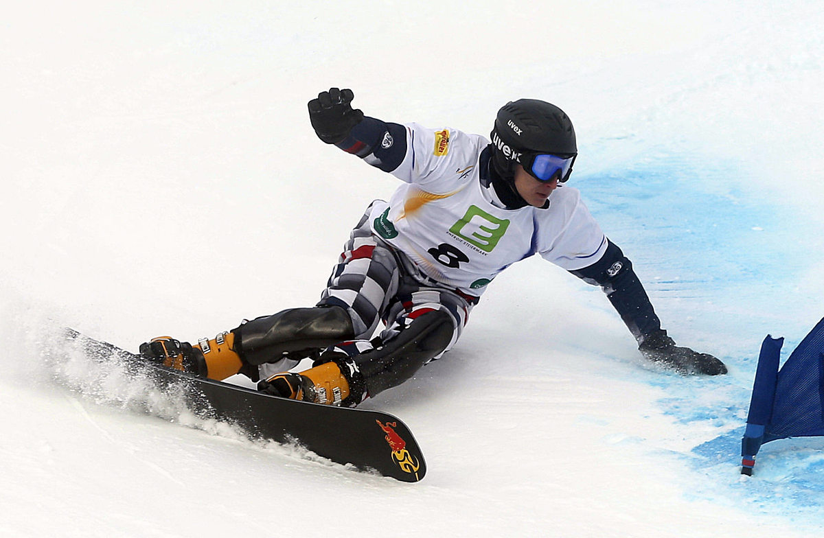 Snowboard (сноуборд): Russia's Andrey Sobolev competes to фото (photo)