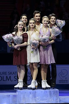 Конькобежный спорт From left, ice dancers Anna Cappellini and Luca Lanotte, of фото (photo)