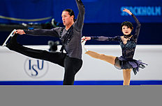 Конькобежный спорт Figure-skating — Russians win European Pairs gold