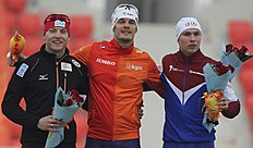 Конькобежный спорт Netherlands' Hein Otterspeer, center, celebrates winning фото (photo)