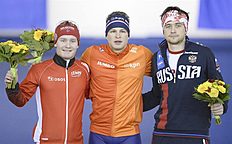 Конькобежный спорт Calgary (Canada), 07/03/2015.- (L-R) Sverre Lunde Pedersen of фото (photo)