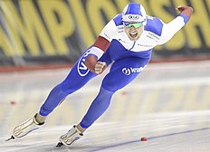 Конькобежный спорт Calgary (Canada), 08/03/2015.- Denis Yuskov of Russia races in фото (photo)