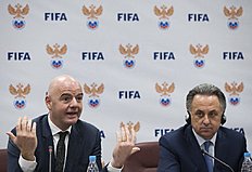 Футбол FIFA President Gianni Infantino, left, speaks as Russian Sports фото (photo)