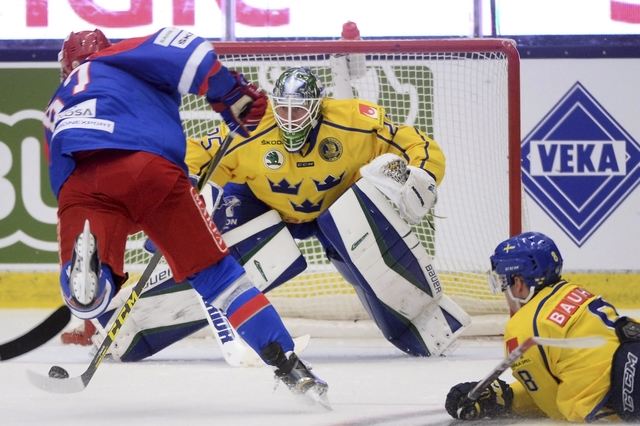 Российский хоккей: Ice Hockey — Sweden v Russia — Euro Hockey Tour