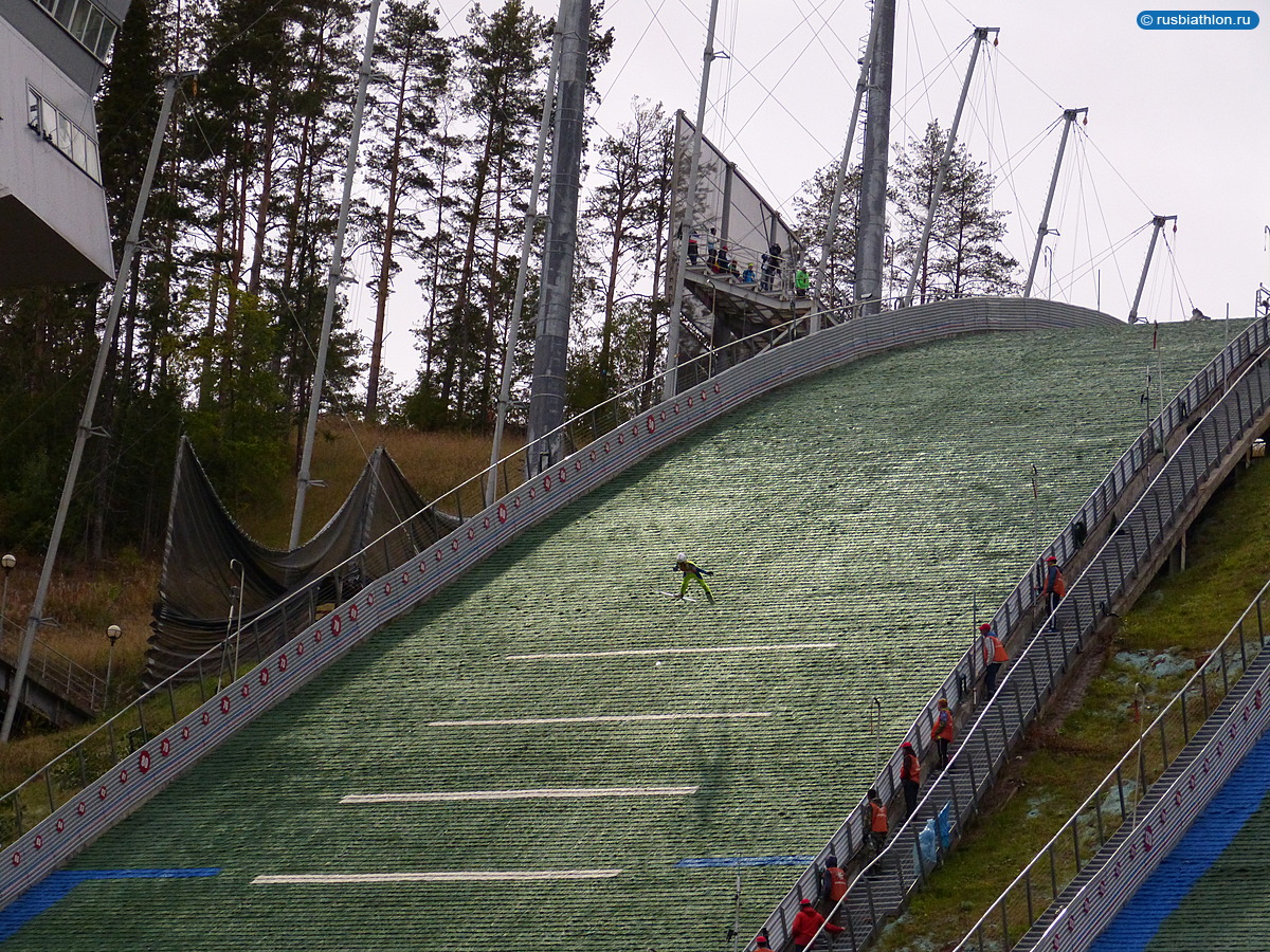 Финальный этап Гран-при по прыжкам на лыжах с трамплина в Чайковском (Пермский край)