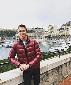 Формула-1 Даниил Квят представил миру свой фотошедевр в Instagram