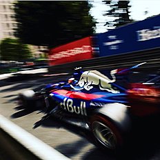 Формула-1 Даниил Квят выложил снимок в своем Инстаграме