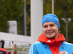 Матвей Елисеев завоевал три медали в трех гонках Чемпионата России по летнему биатлону-2017 на лыжероллерах, прошедшем в Чайковском, традиционно в сентябре.