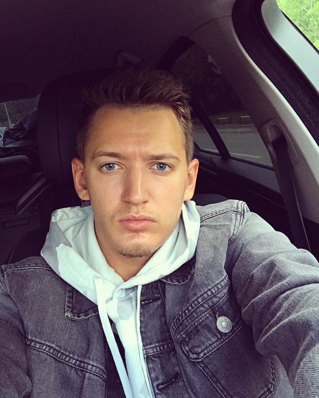 Максим Ковтун обновил свою фотоленту в Instagram
