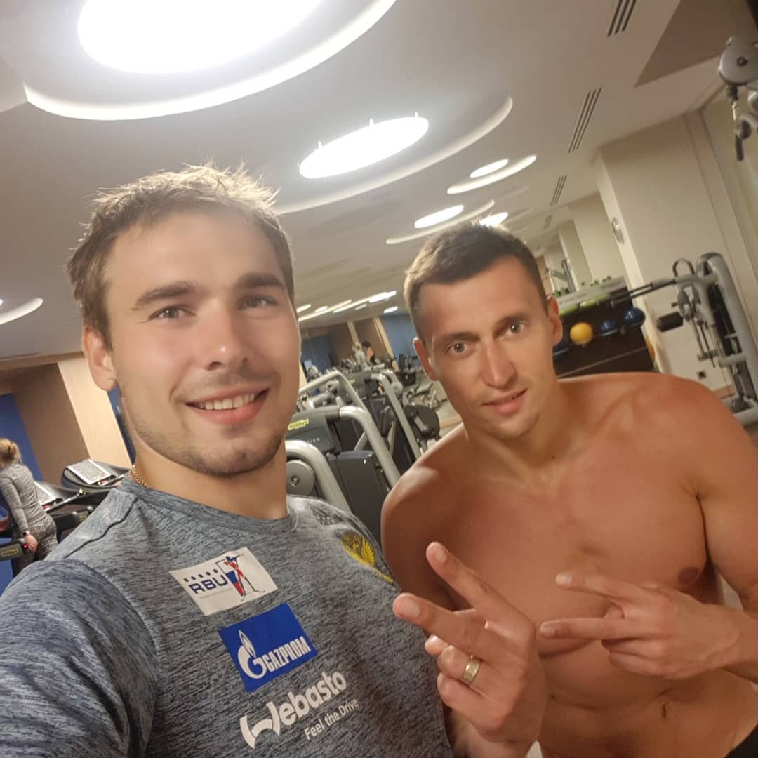 Антон Шипулин обновил свою фотоленту в своем Инстаграме