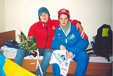 В начале 2004 года глава Союза биатлонистов России Александр Тихонов объявил о «бесперспективности» Домрачевой и поручил отчислить её из сборной