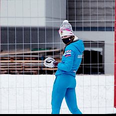 Спортсменка сборной команды России Светлана Миронова 11 декабря представила миру свой фотоснимок на сайте Инстаграм и сделала запись:  «My game,my rules  @skiwax.ru @kvplus.ru @swix_russia».  #bliz #lillsport